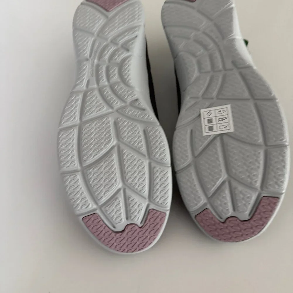 NEW Skechers Women's Arch Fit Refine - Iris Slip On Shoes Size 8 Charcoal - Picture 3 of 3